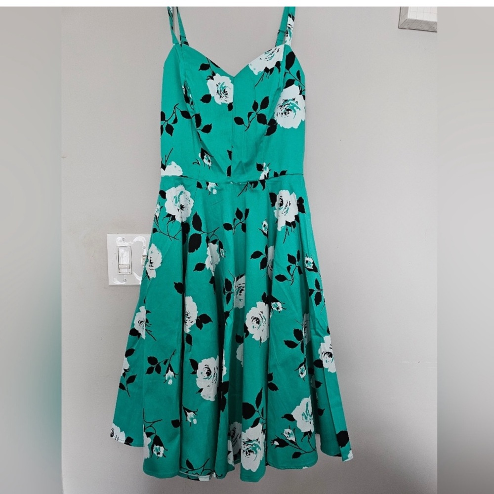 Turquoise Floral Audrey Swing